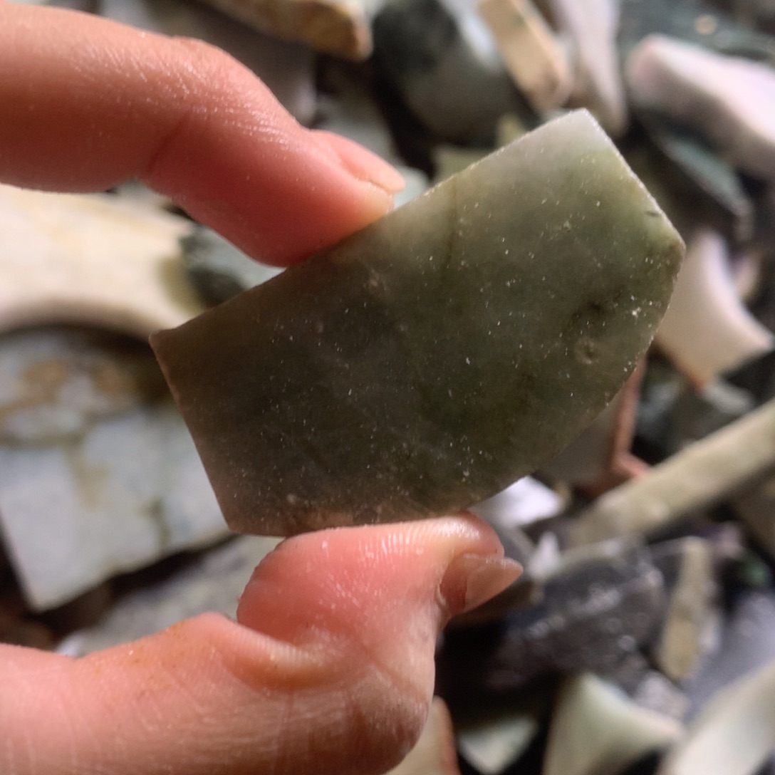 翡翠颈饰未镶嵌缅甸翡翠