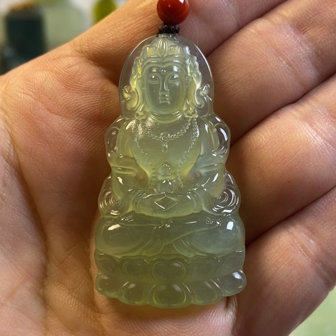未镶嵌蛇纹石玉颈饰
