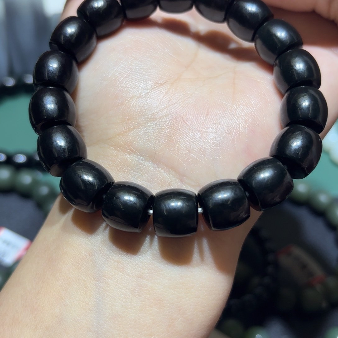 和田玉手链未镶嵌不**系