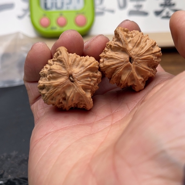 文玩核桃吊坠文玩核桃链接专属64号