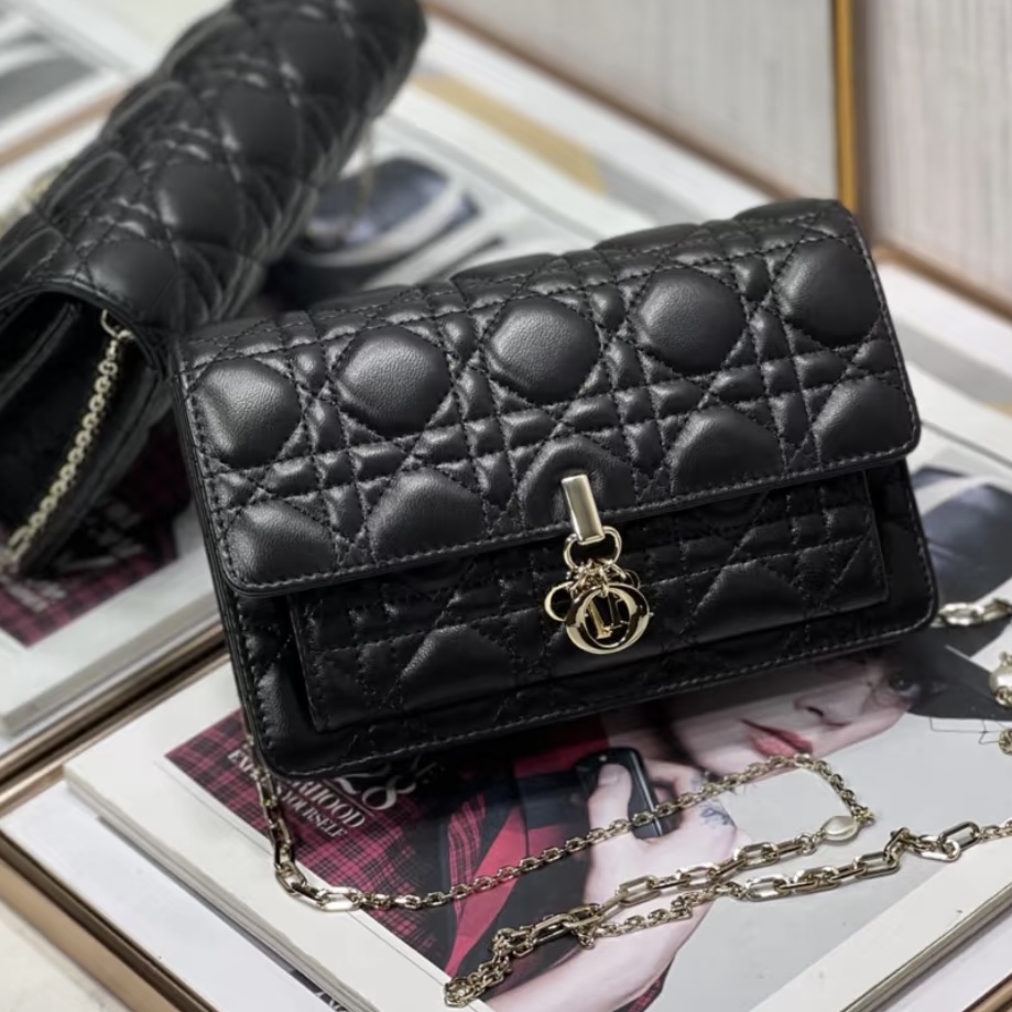 95新 DIOR/迪奥 迪奥   黑色藤格纹链条包 单肩包