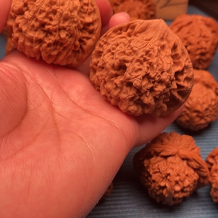 51官帽未打底手把件文玩