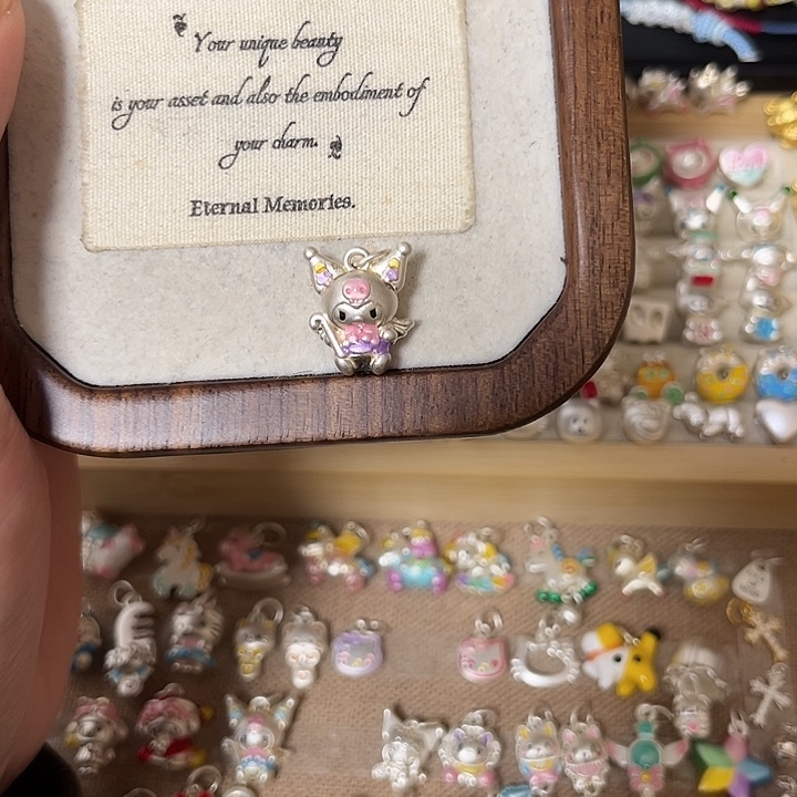 足银布艺库洛米吊坠