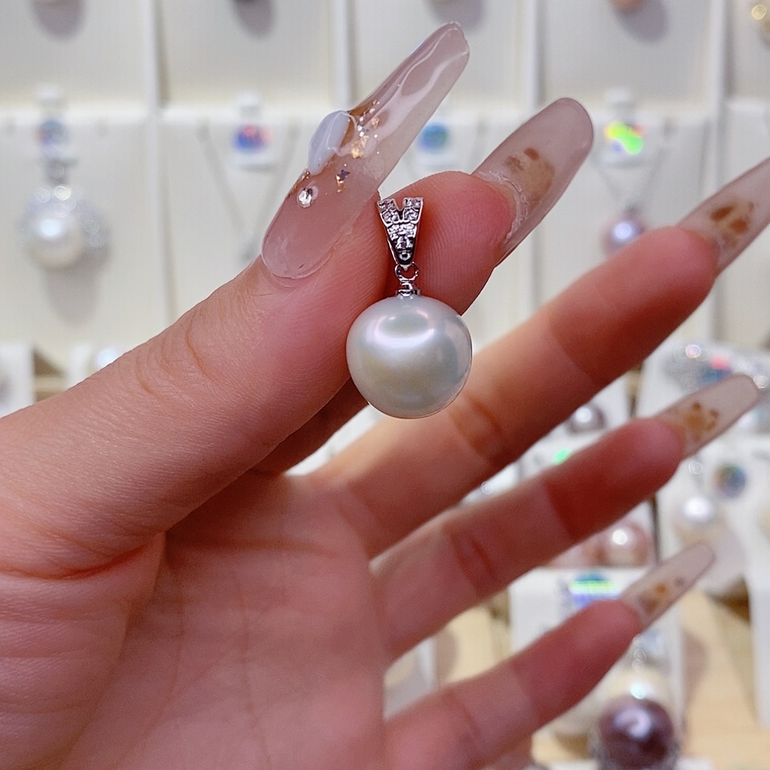 淡水珍珠未镶嵌吊坠(赠链)