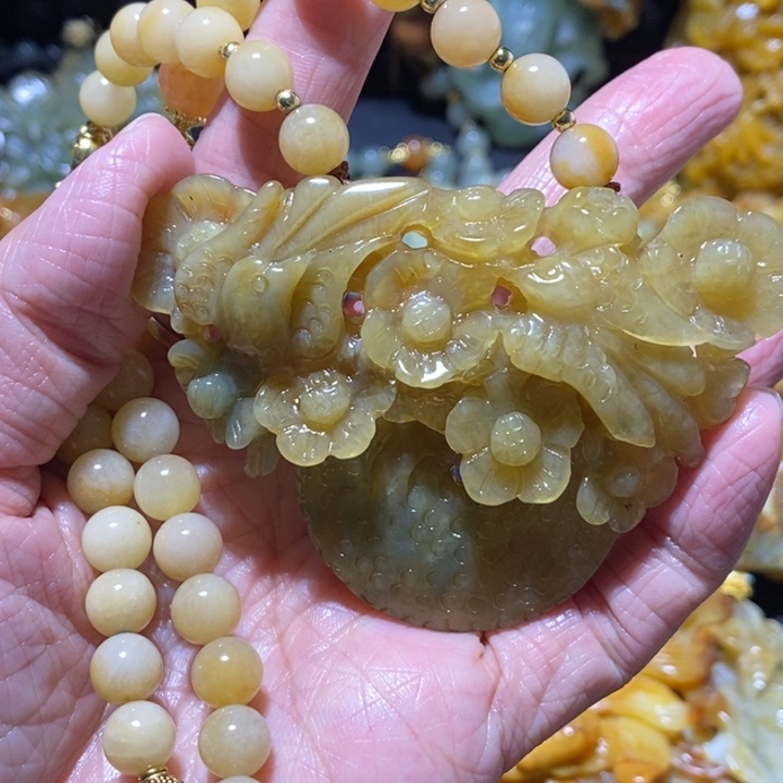 岫玉岫玉吊坠合金