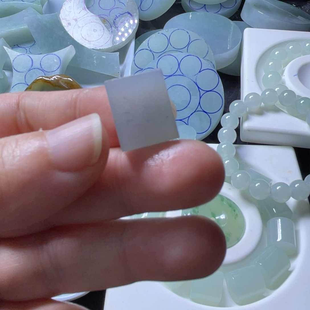 定制翡翠未镶嵌福利包工