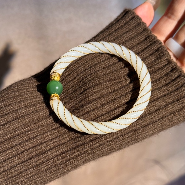 和田玉白玉掐丝18k金设计款手镯