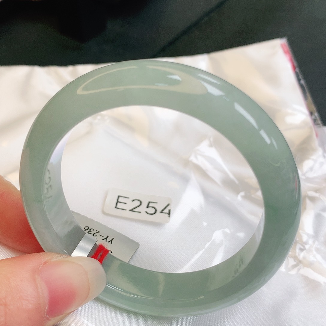 【闪购商品】翡翠手镯未镶嵌缅甸天然a货翡翠