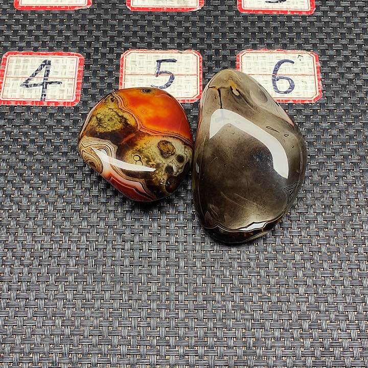 玛瑙/玉髓未镶嵌玛瑙东**石