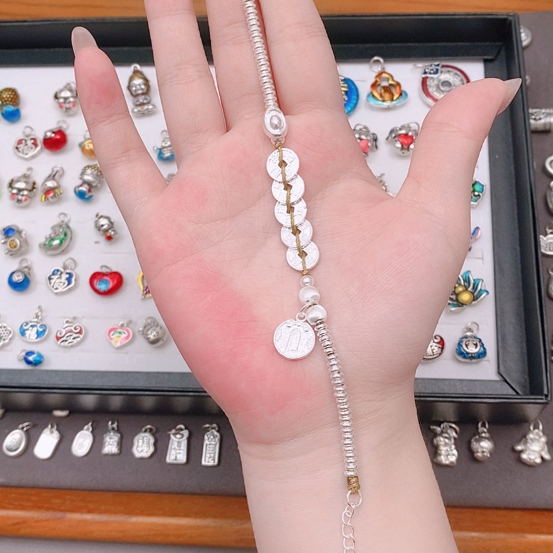 足银999.9盘缠五帝币手链