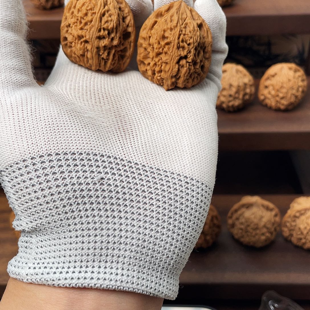 文玩核桃吊坠南疆石