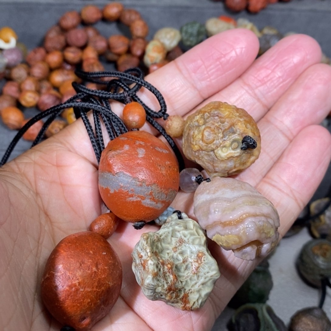 未镶嵌玛瑙/玉髓珠宝奇石是**呀