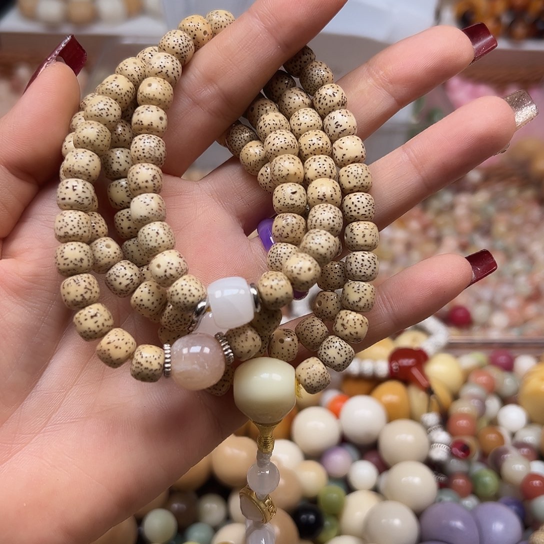 手串菩提根/象牙果卡8星月1条