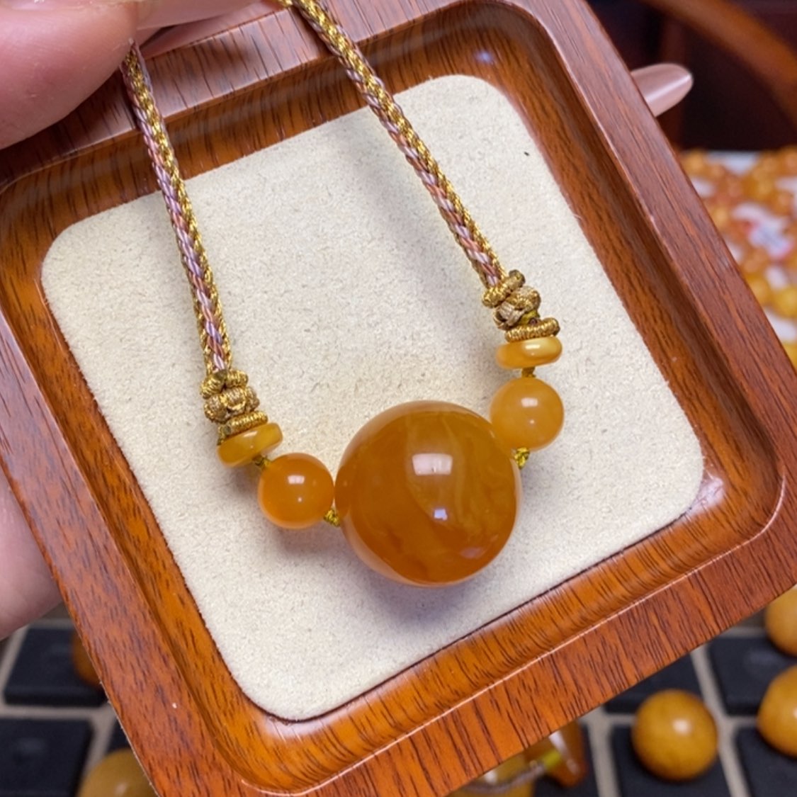 【闪购商品】蜜蜡颈饰未镶嵌项链