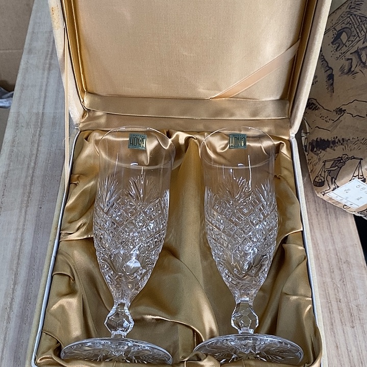 钟***琦玲珑堂精品百货商行