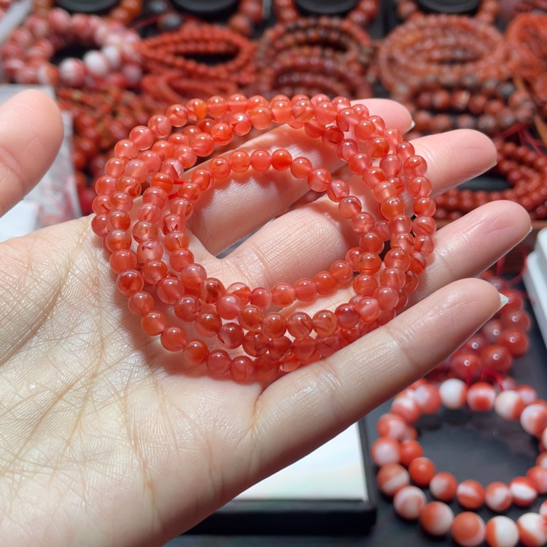 南红玛瑙手链未镶嵌