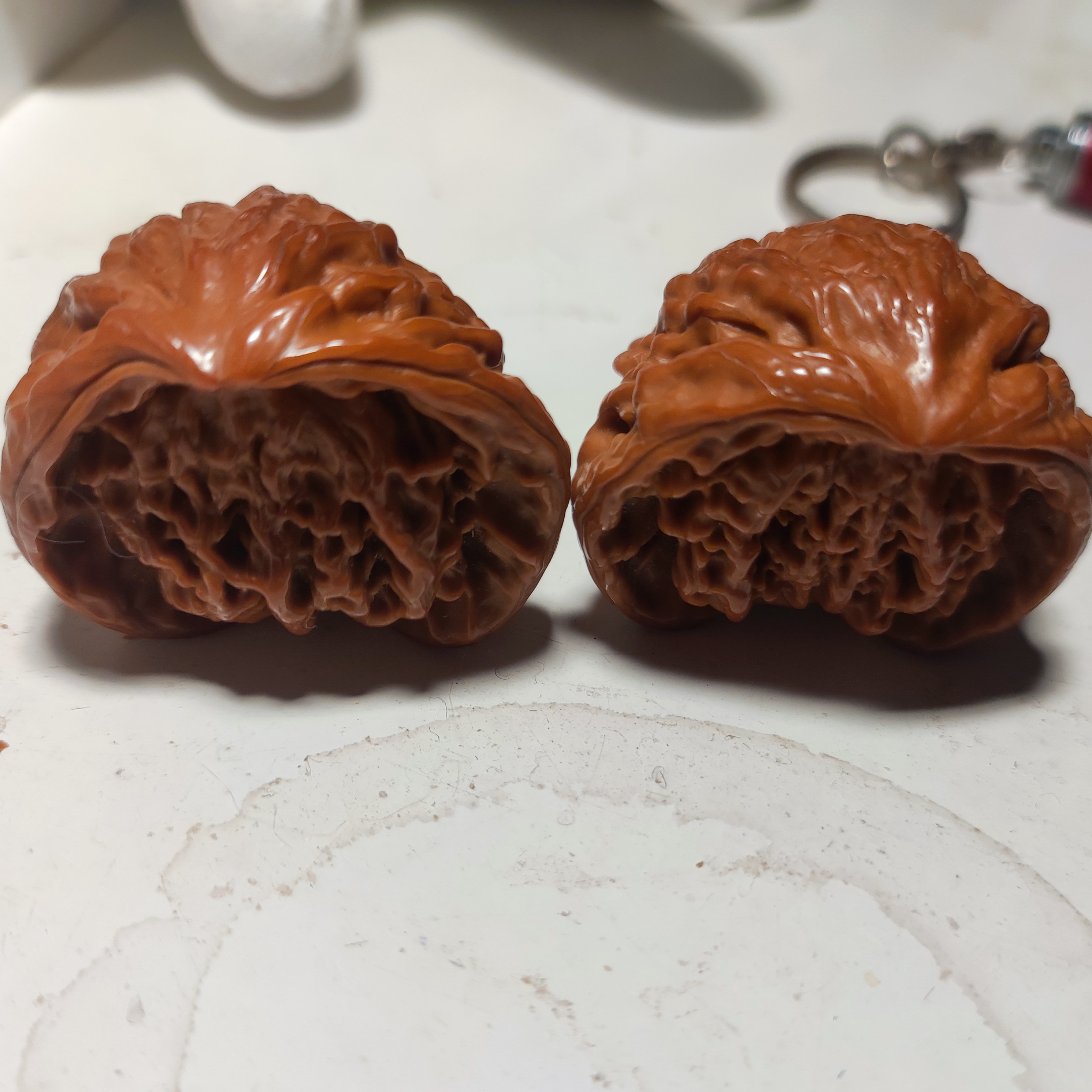 文玩核桃王勇官帽南疆石狮子头逐鹿老树高炮拉丝凹底