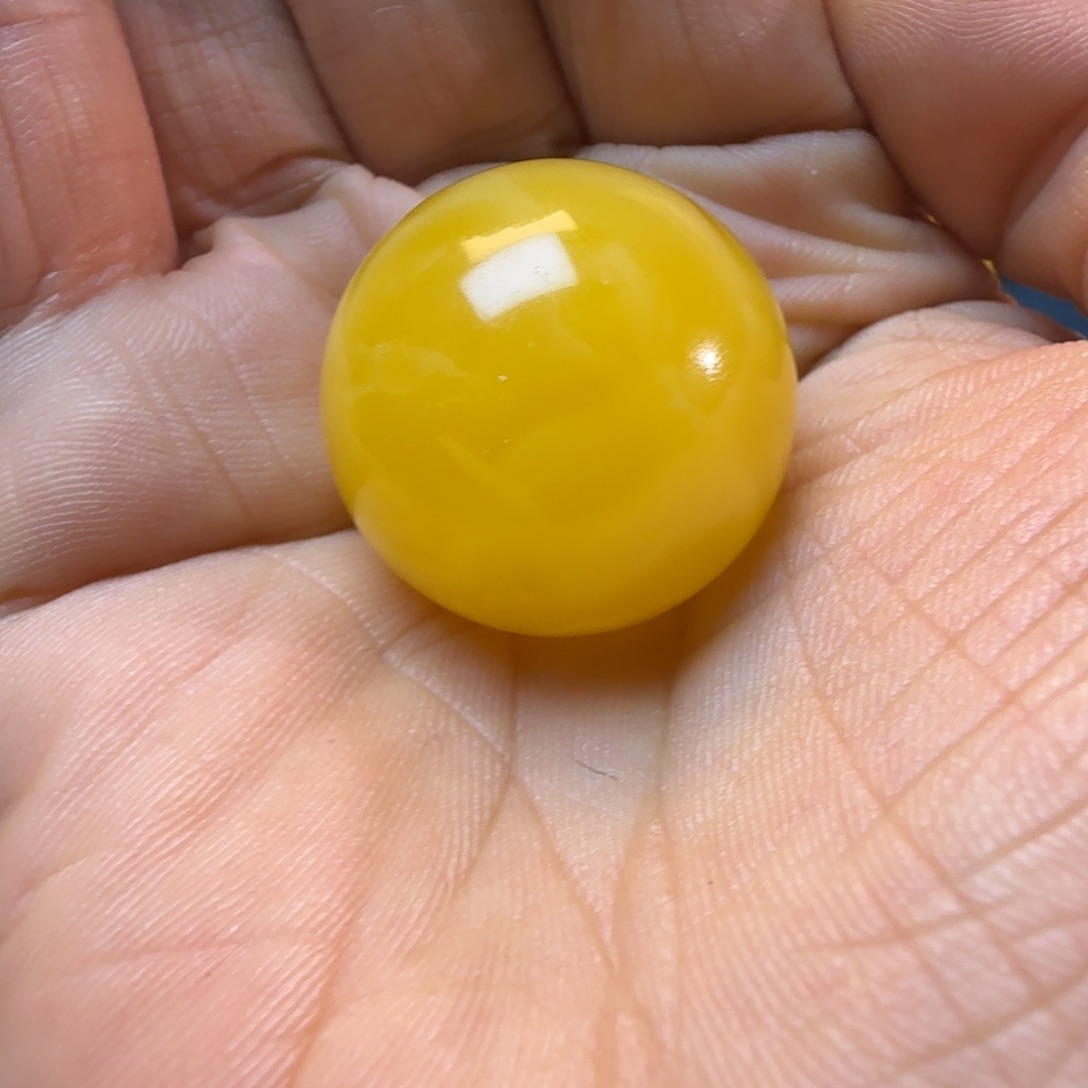 ****蜜蜡未镶嵌珠宝奇石