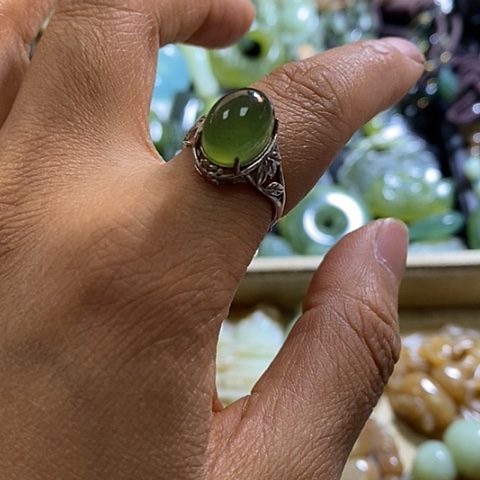 岫玉戒指未镶嵌一个