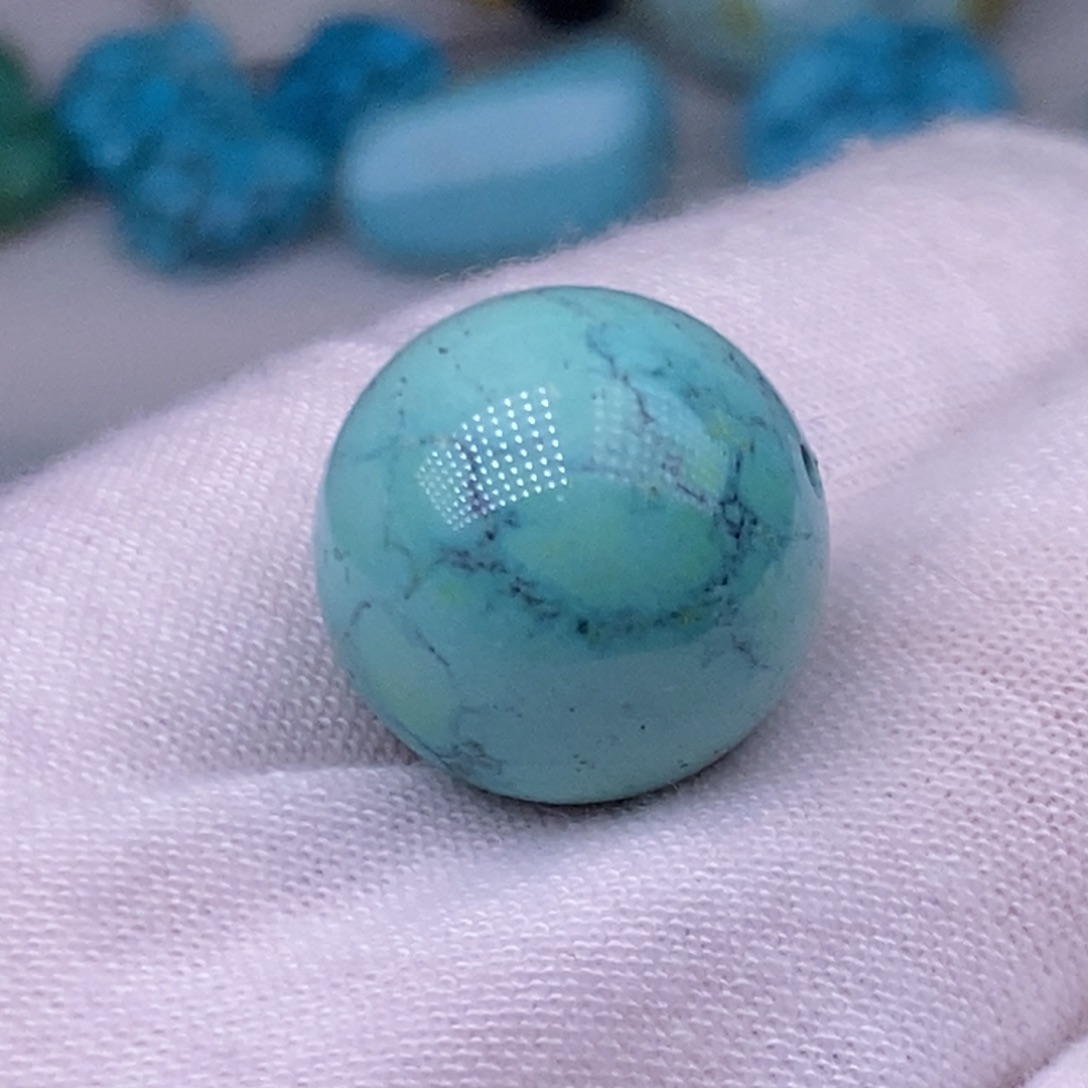 绿松石未镶嵌珠宝奇石15.5mm