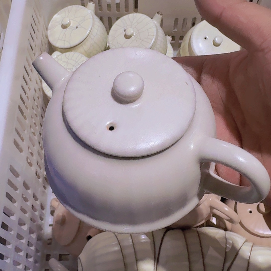 瑕疵茶具。介意勿拍