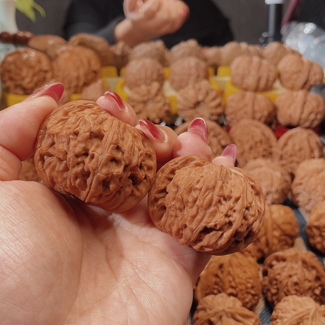 吊坠文玩核桃六*半44磨盘28