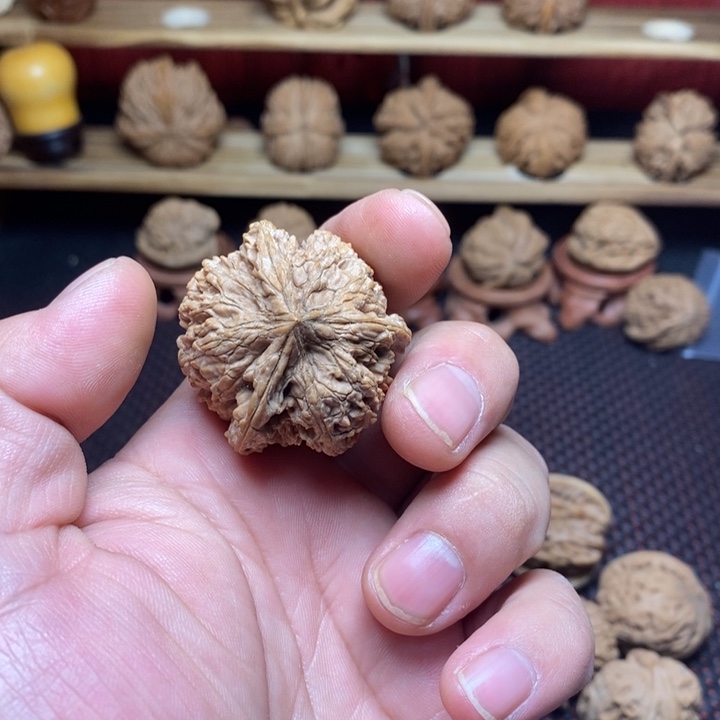 飞***觉文玩核桃把件文玩