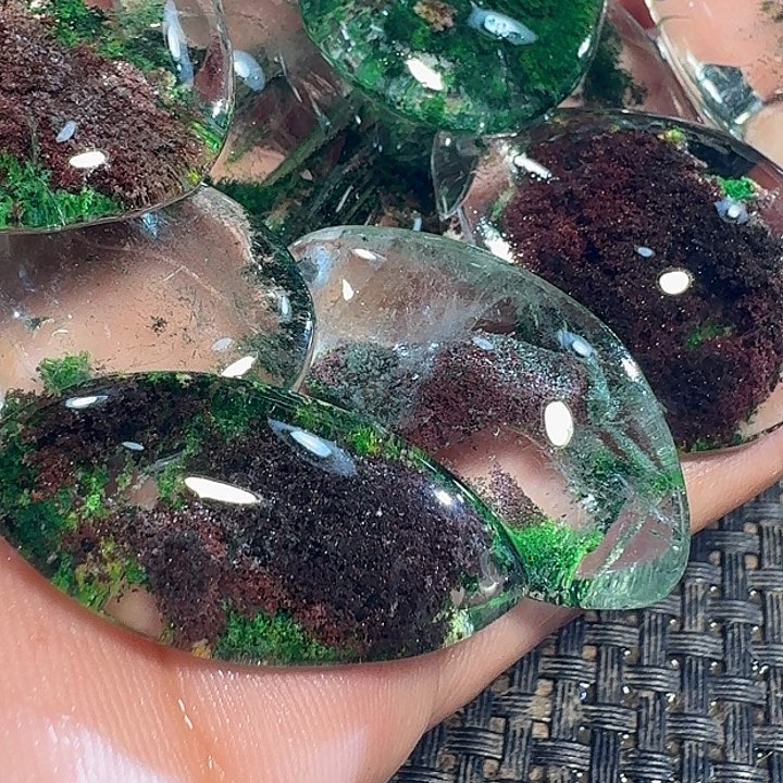 苏***馆未镶嵌颈饰水晶好