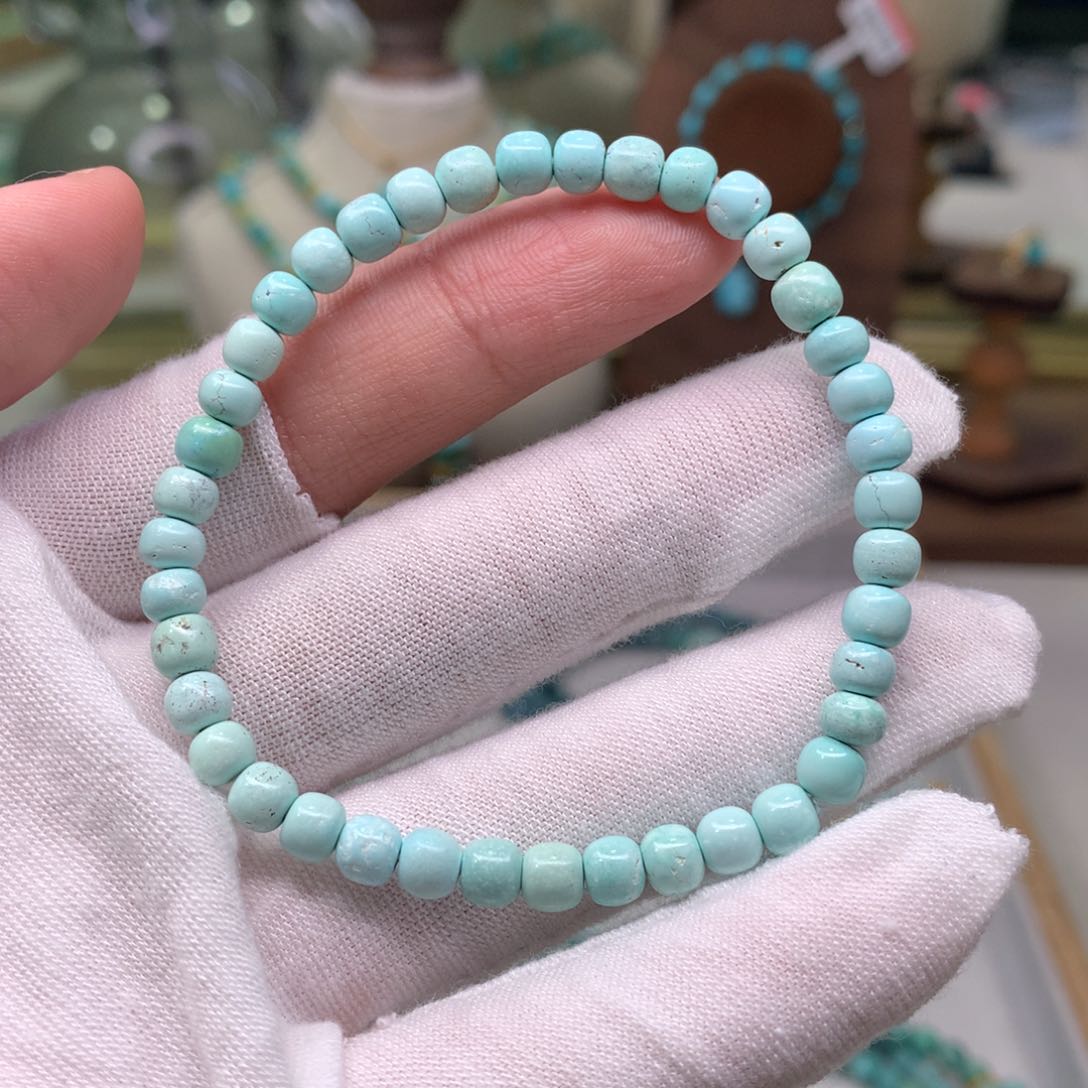 绿松石配饰未镶嵌