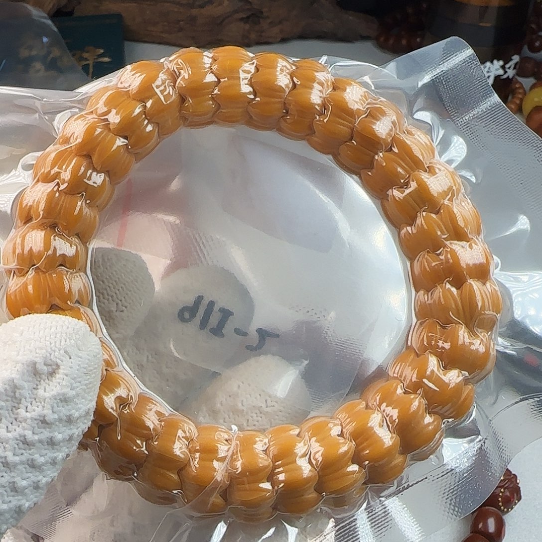 猴头核桃吊坠91I-2莲花手串17+