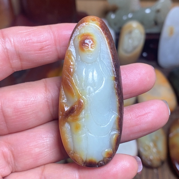 和田玉颈饰未镶嵌