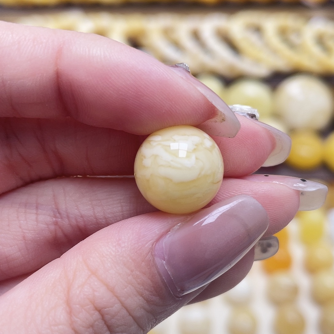 琥珀未镶嵌裸石14.1mm圆珠