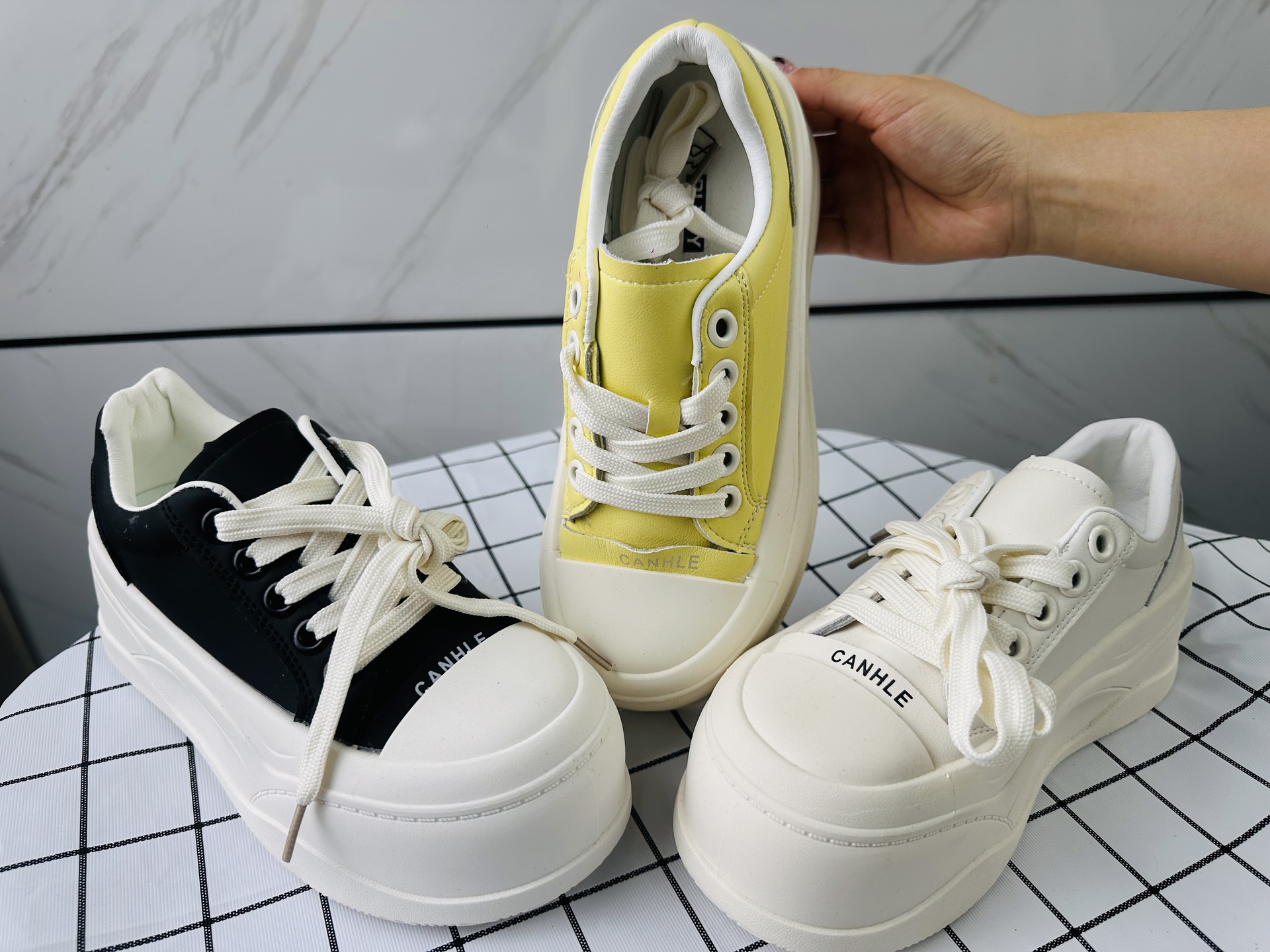 包头厚底增高百搭松糕鞋韩系百搭圆头休闲运动板鞋女松糕底注压