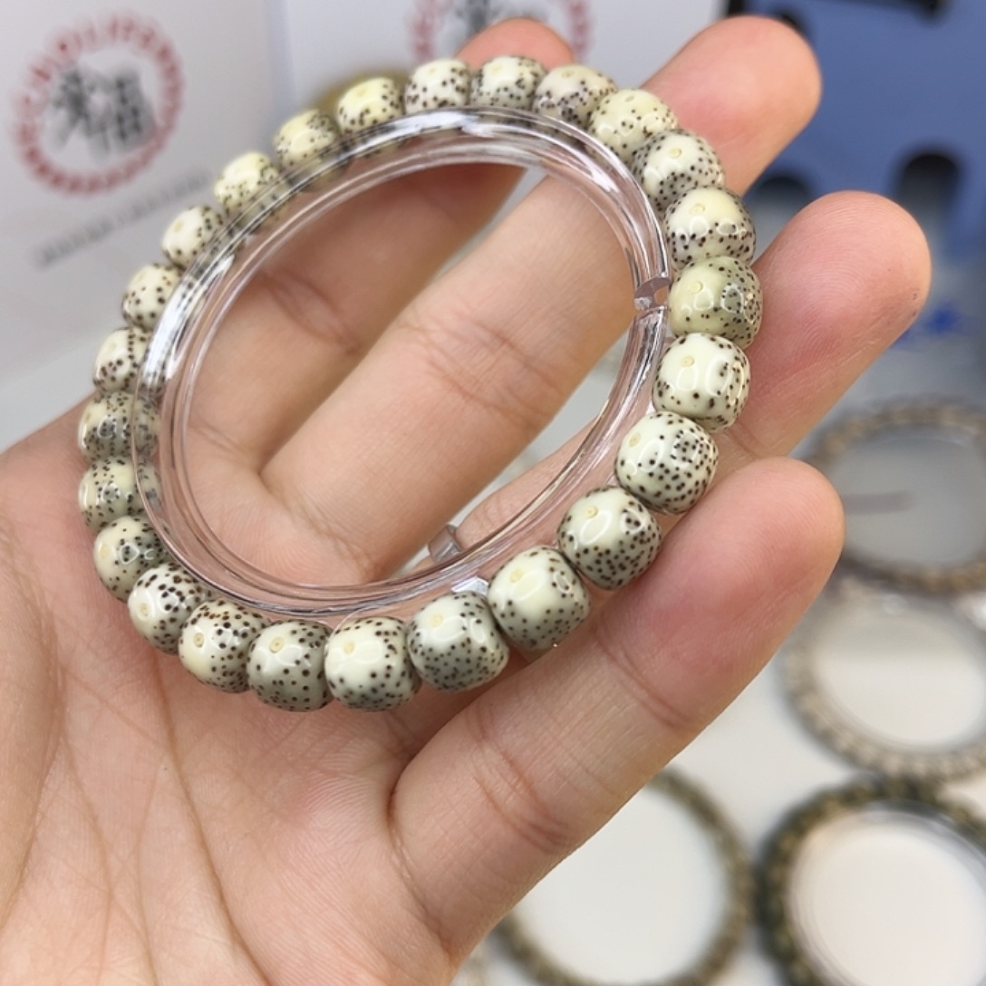 星月菩提手串39.9大漏