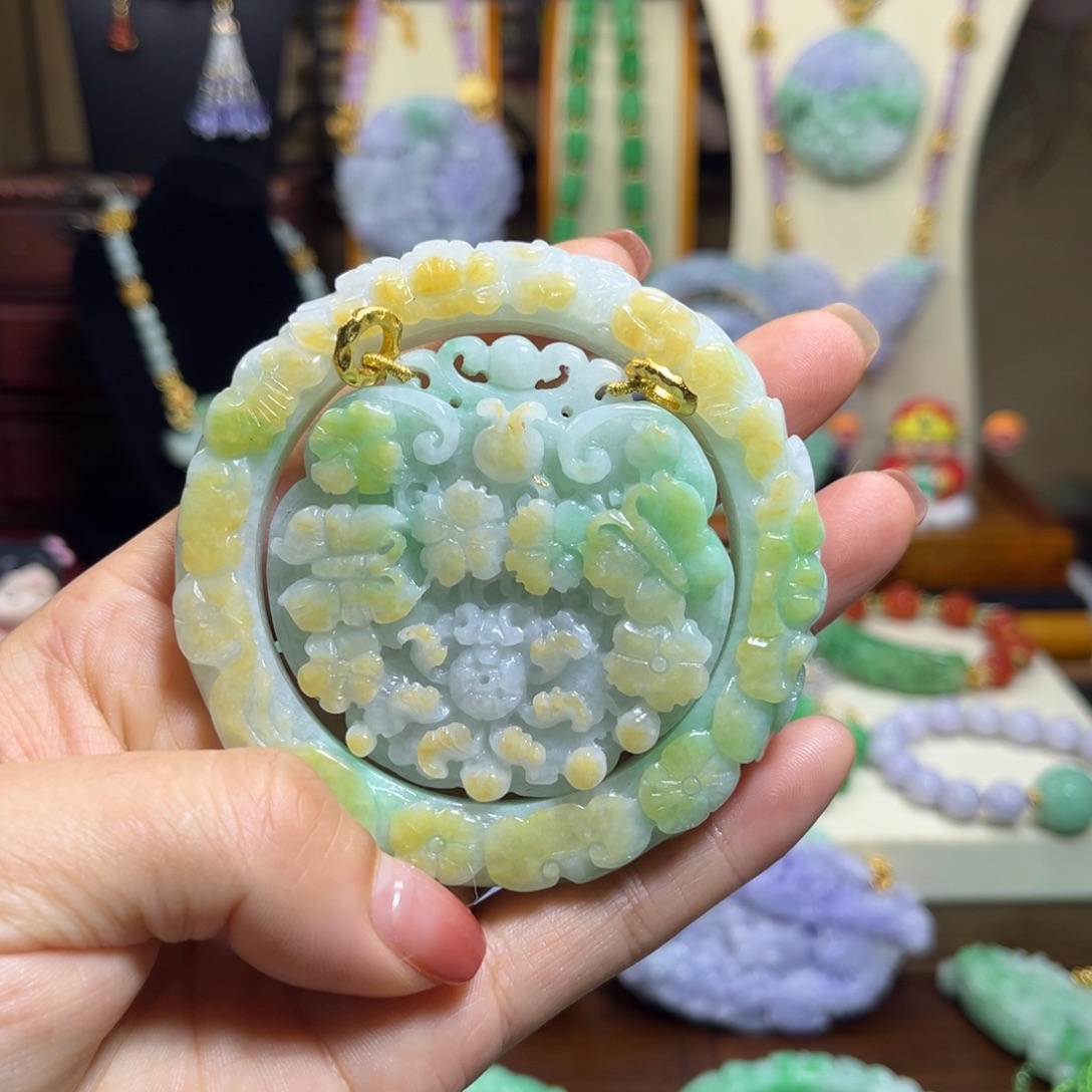 翡翠未镶嵌颈饰天然翡翠