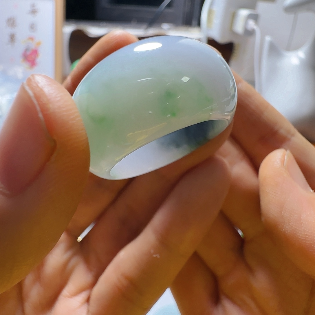 翡翠未镶嵌颈饰翡翠40