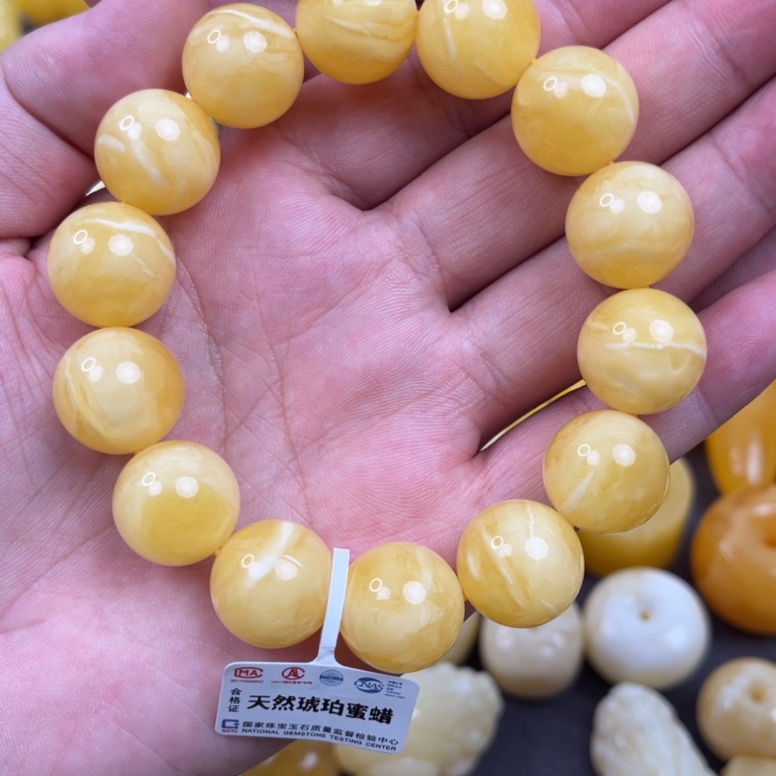 蜜蜡裸石未镶嵌同料