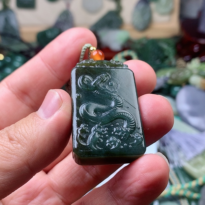 未镶嵌和田玉挂件