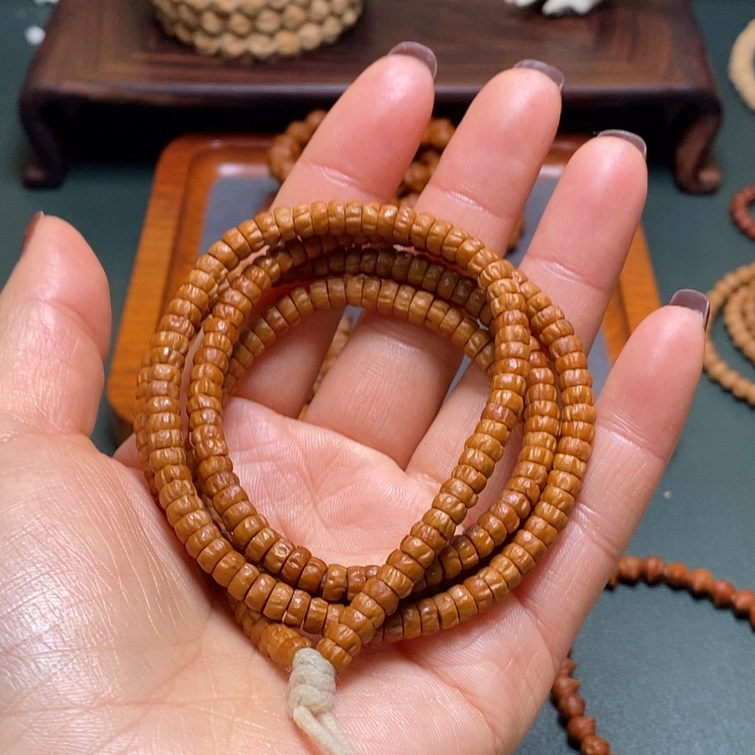 柏香籽/百香籽吊坠159.9