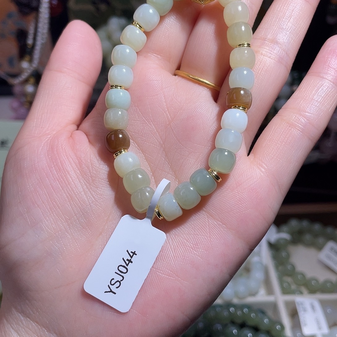 和田玉未镶嵌手串多宝老型珠