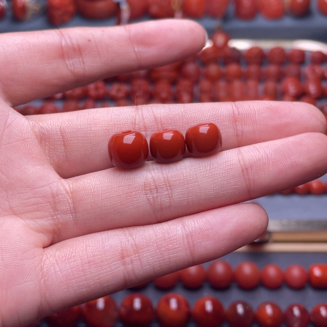 新***雨南红玛瑙未镶嵌其他W10瓦西柿子红和9老型一对