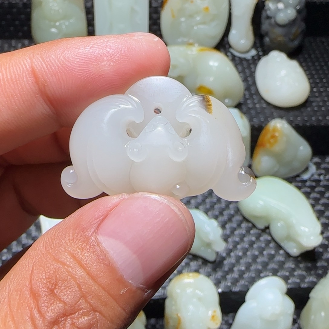 和田玉挂件未镶嵌