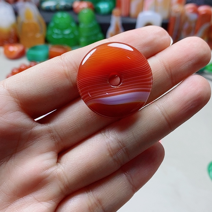 未镶嵌吊坠(不含链)玛瑙/玉髓?