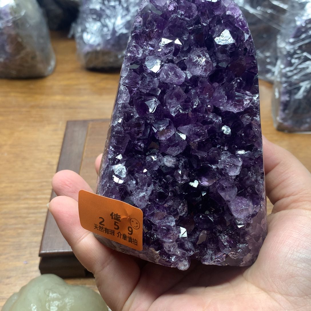 水晶大型摆件（非配饰）未镶嵌