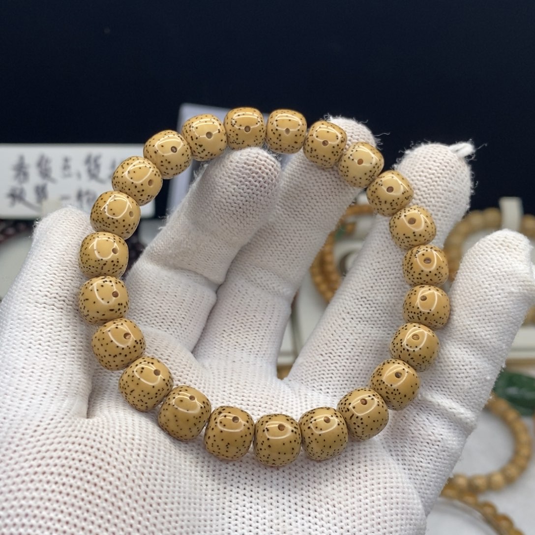 手串星月菩提5号鸡油黄月留白10✖️9星点均匀