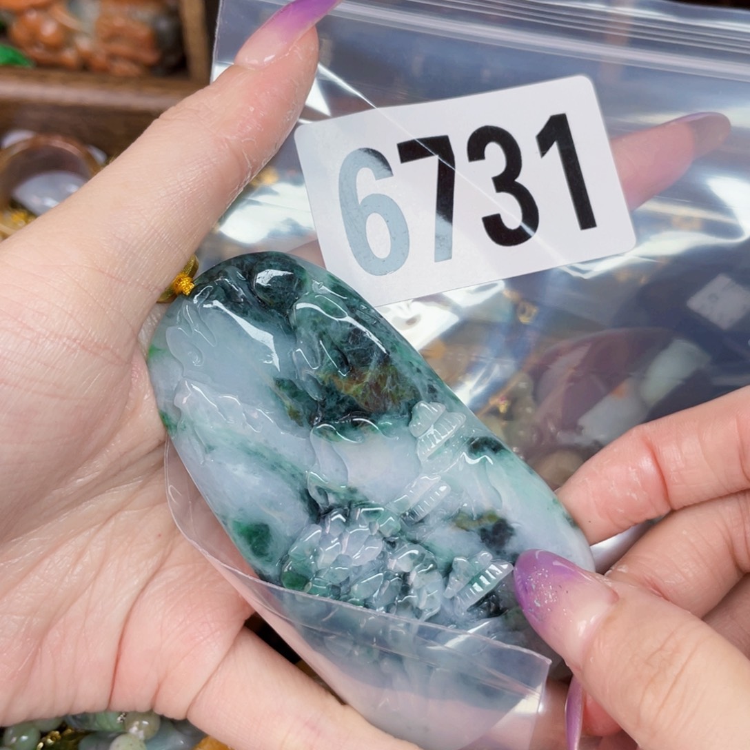 翡翠未镶嵌吊坠(不含链)