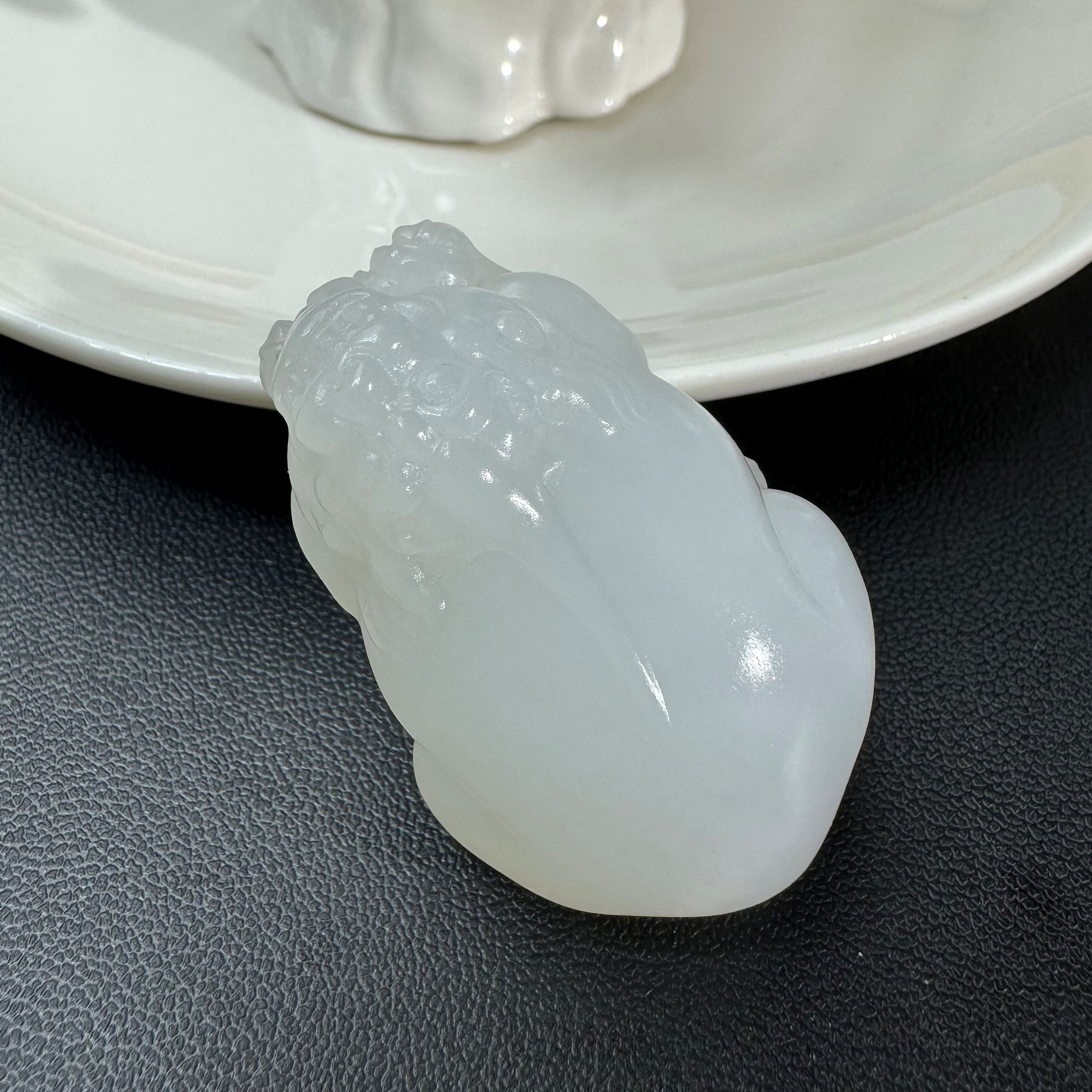 雪貅 新疆和田玉白玉山料貔貅（裸石40*25*16mm）吊坠精致精美精雕