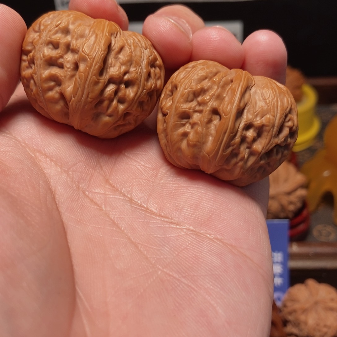 吊坠文玩核桃元宝38尺56