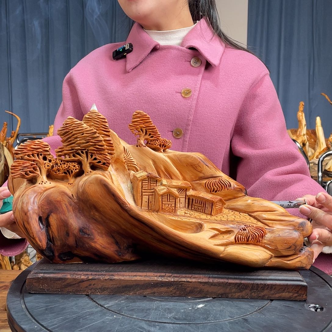 柏木（崖柏）随型艺术根雕