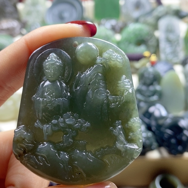 和田玉颈饰未镶嵌